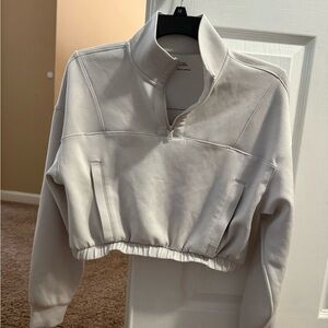 Hollister Cropped Pullover